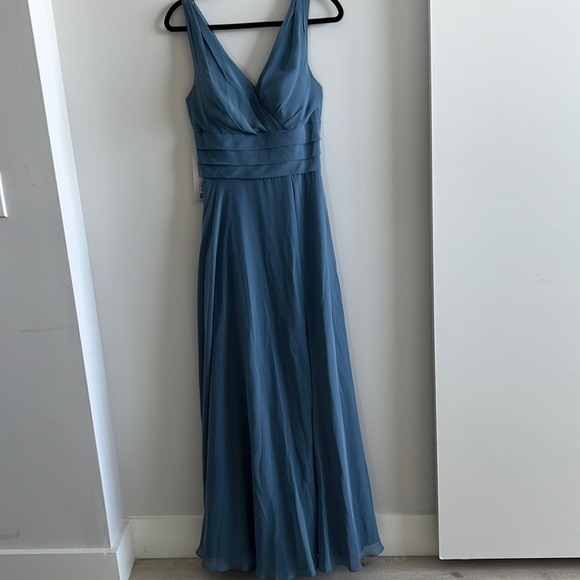 Azazie Bianca Slit Front Waist Tie Formal Evening Dress with V Neck (NWT) - Picture 3 of 8